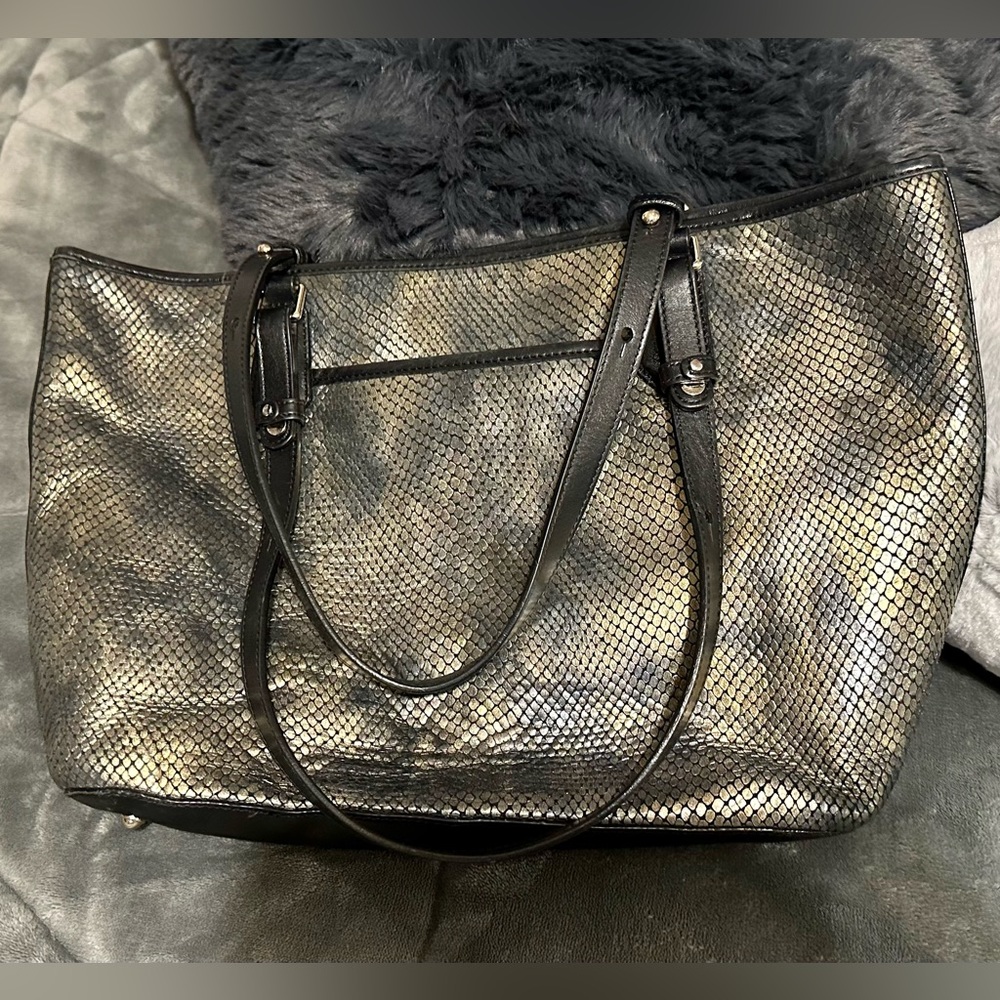 SALE!!!  Authentic, EUC Brahmin handbag